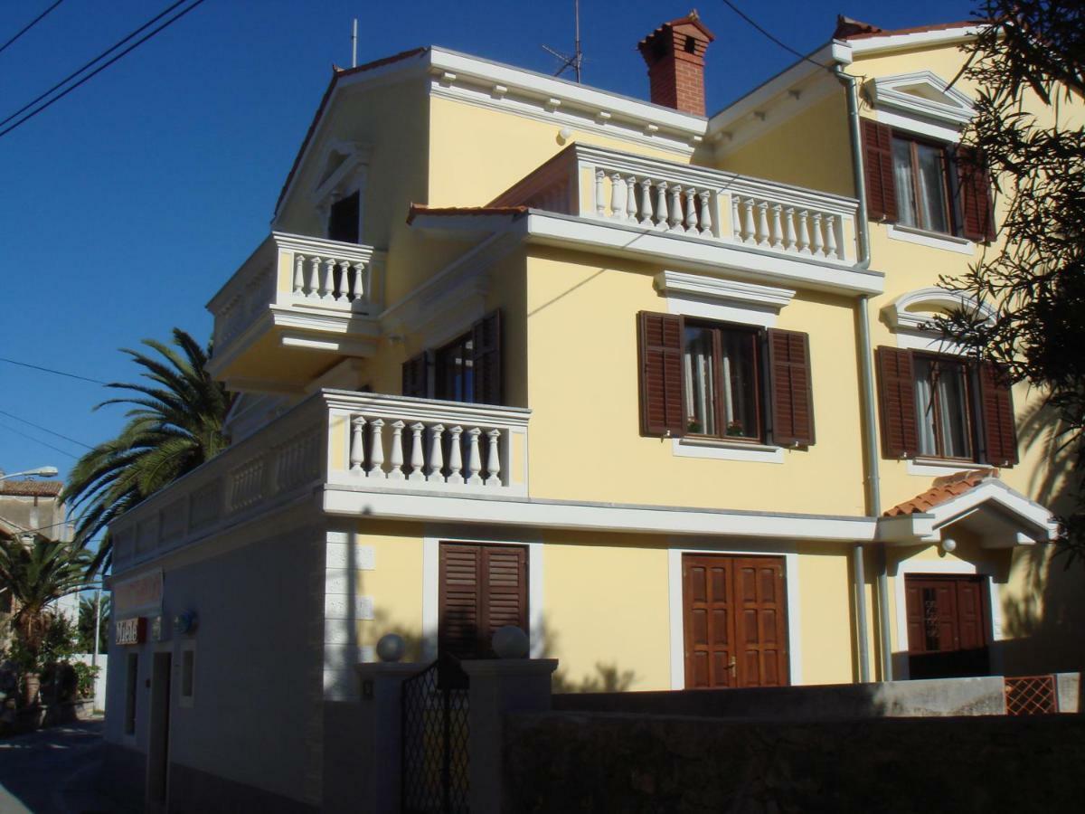 Andrino Apartment Mali Losinj Ngoại thất bức ảnh